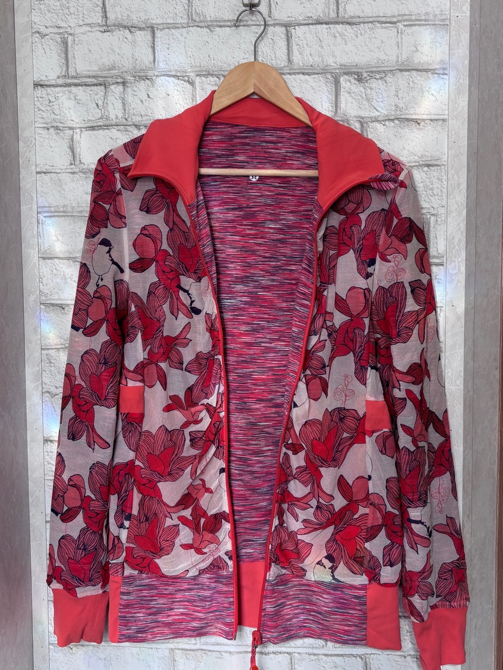 lululemon athletica Red Floral Zip-Up Reversible Jacket